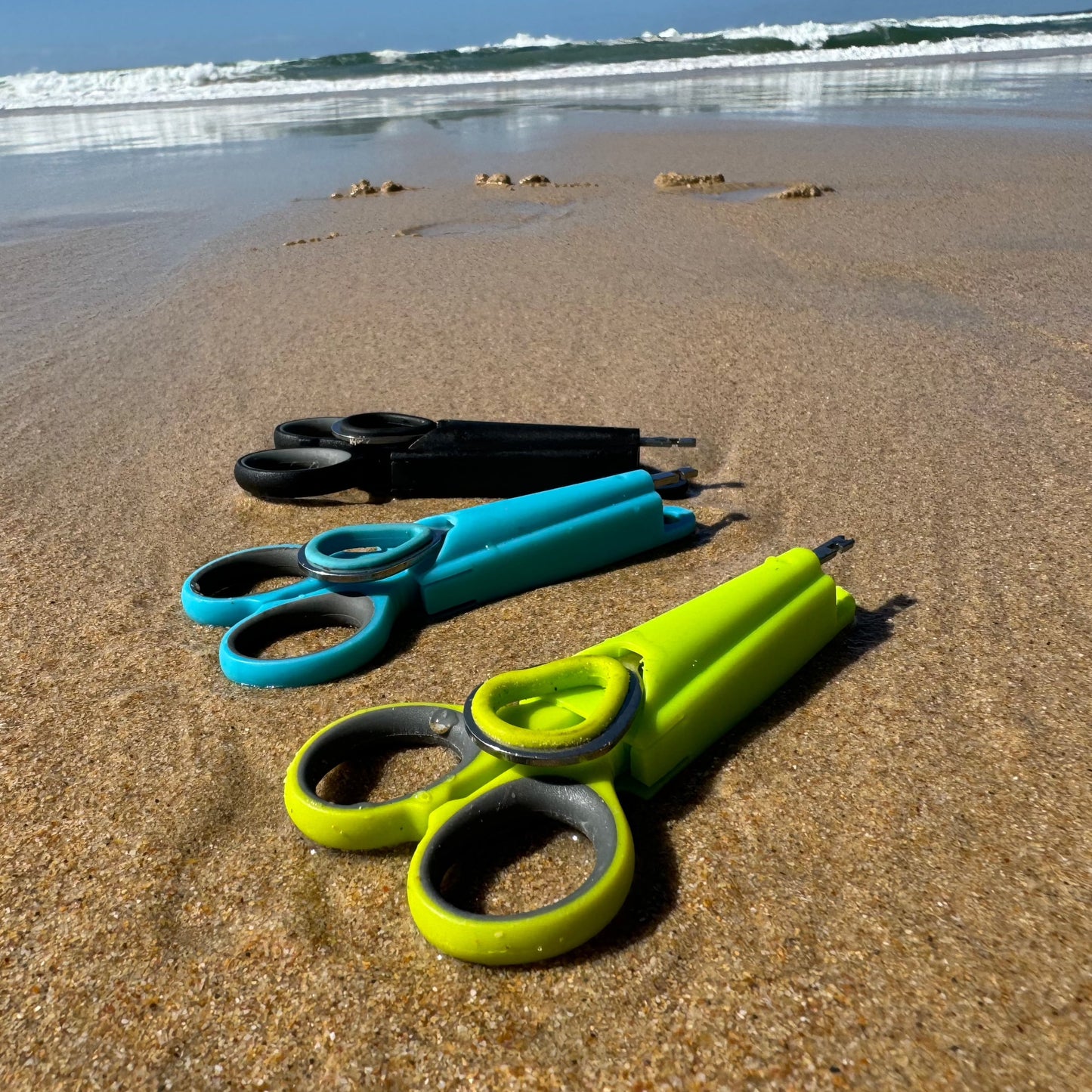 Scissors - 316 Stainless with hook remover