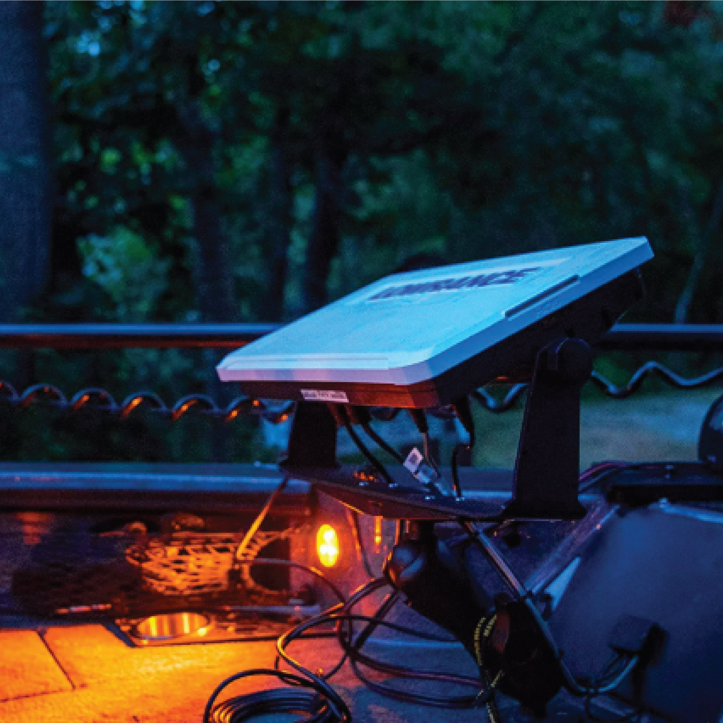 Lowrance - Sun covers