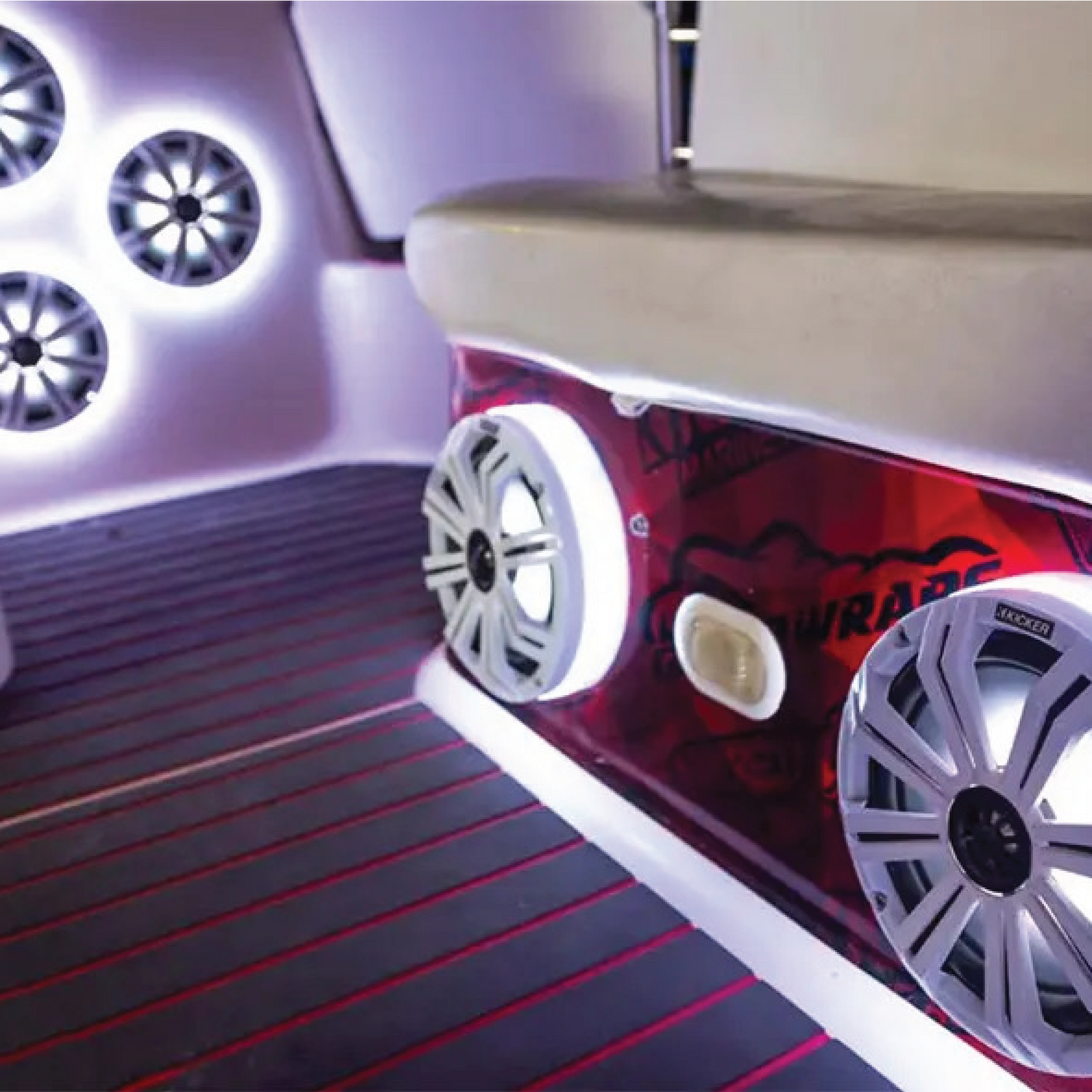 KICKER MARINE AUDIO