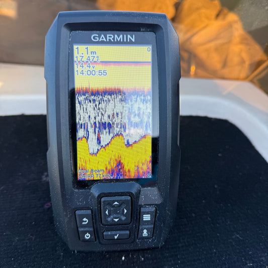 Garmin - Striker 4