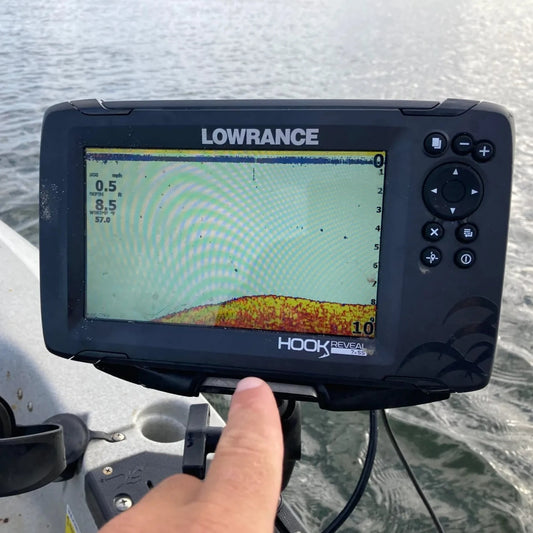 Lowrance - Hook Reveal